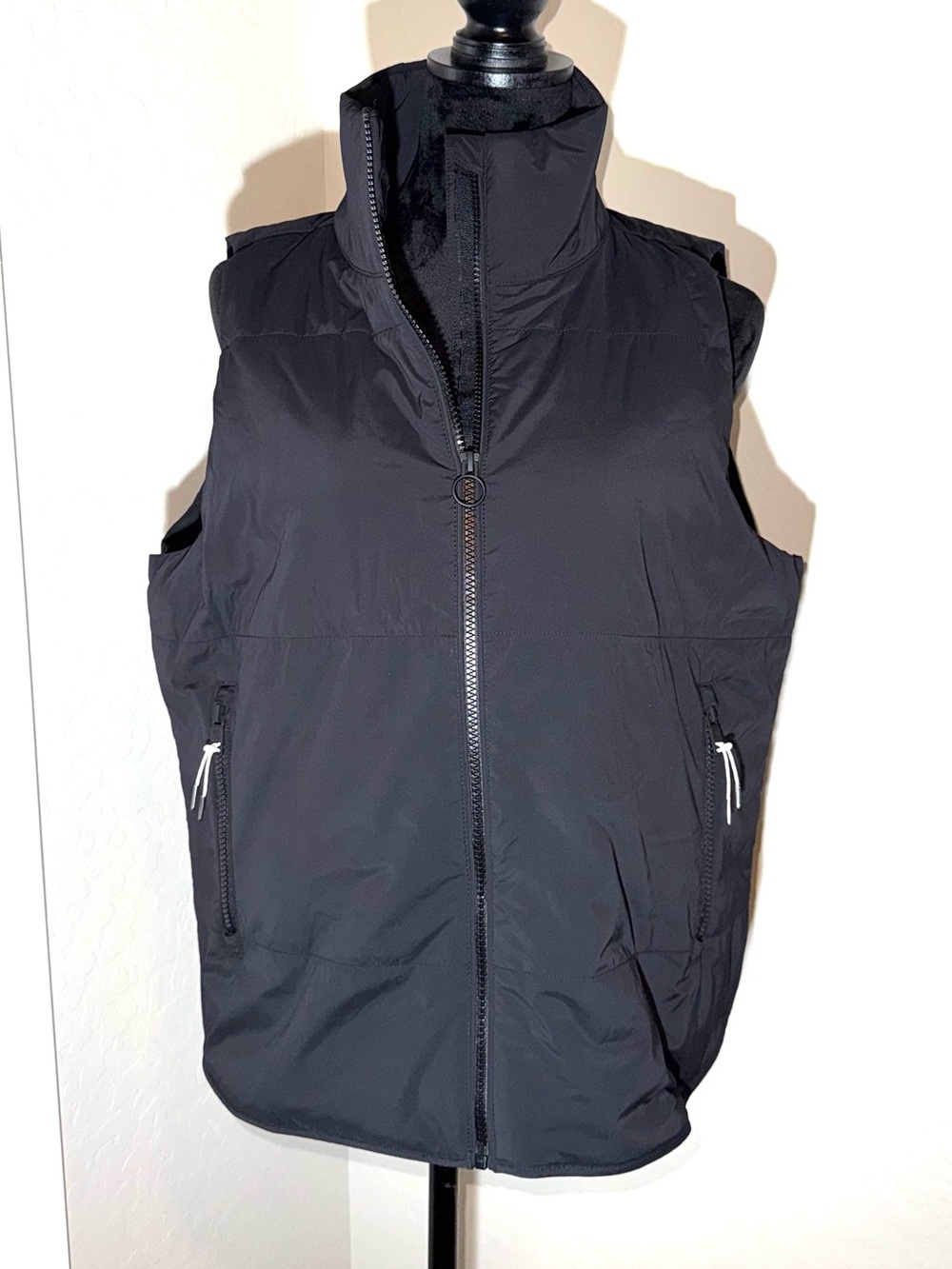 Vuori Canyon Zip Up Vest